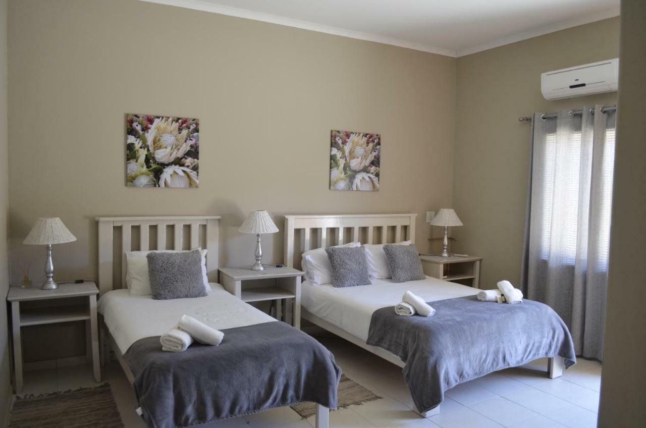 Mariental Hotel Cc Екстериор снимка